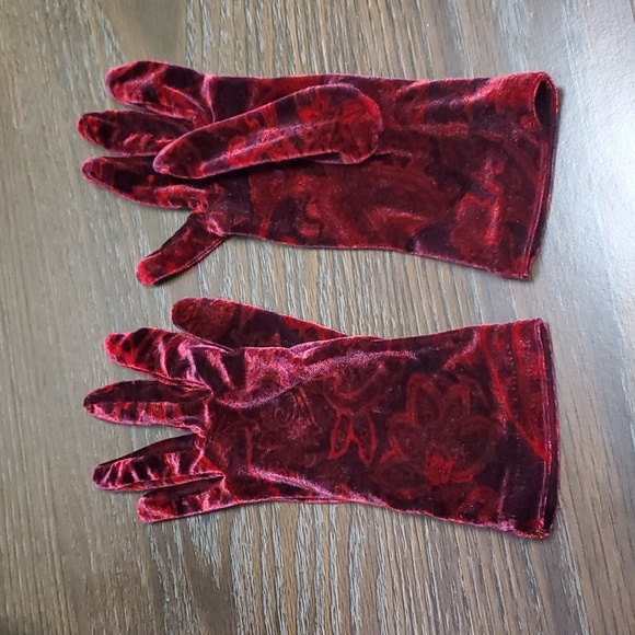 Burgundy wine velvet victorian roses pattern stretch gloves La Crasia sm/med - Picture 4 of 5